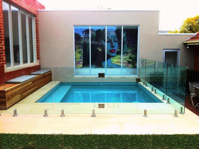 frameless glass pool fencing brisbane