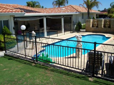 The Great Benefits Of Balustrading And Pool Fencing