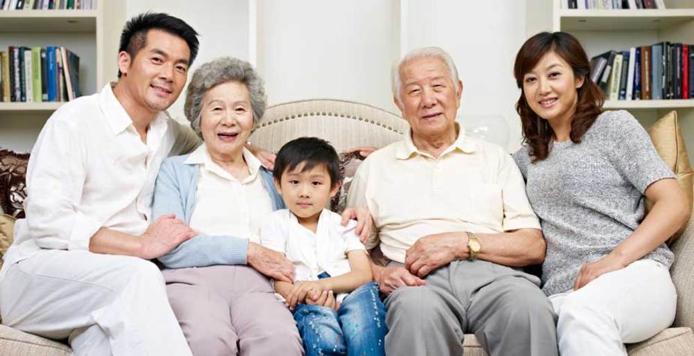 large-senior-living-family-visits