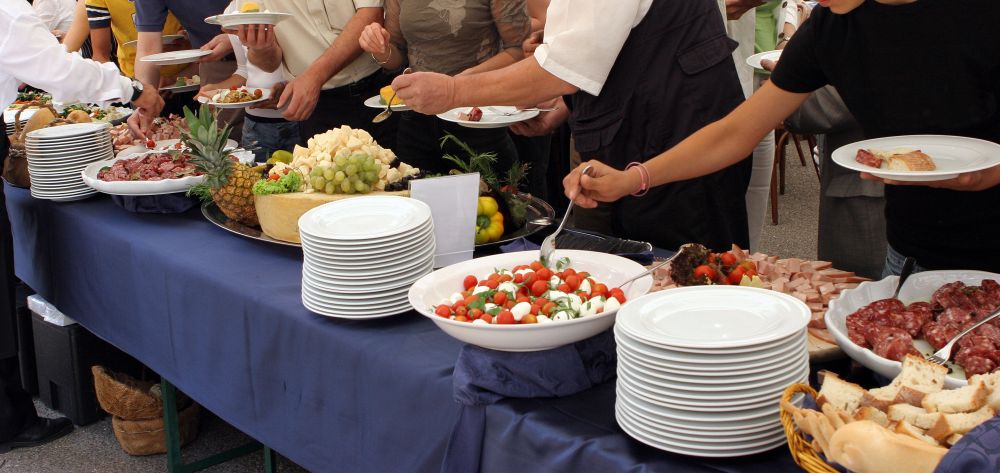 Advantages Of Hiring A Catering Company 