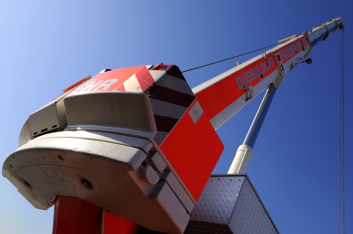 Boom Lifts - Safety Tips