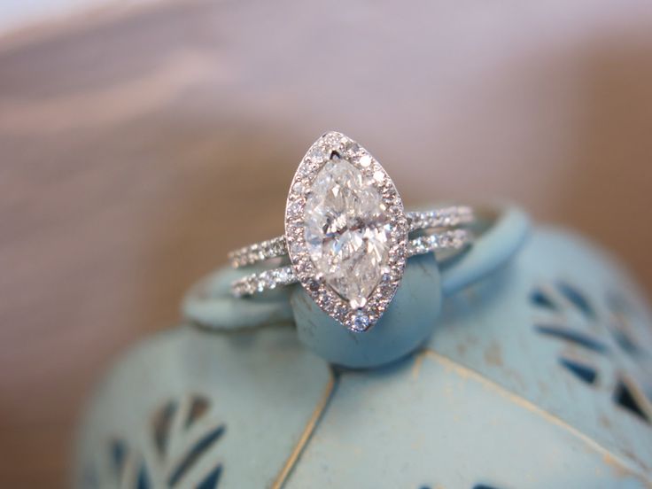 marquise diamond ring